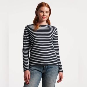Classic a Loves a Blue Striped Preppy Nautical Casual Sweater top small chic